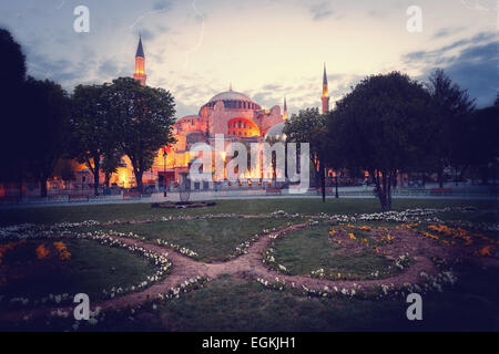Image vintage de Sainte-sophie (Hagia Sophia) Église à Istanbul, Turquie Banque D'Images