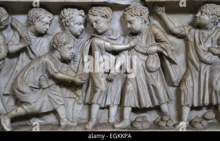Époque Romaine. Sarcophage d'un enfant. En. 3e 100. AD. À partir de la Via Appia. Rome. Musées du Vatican. Pio-Clementine Museum. Banque D'Images