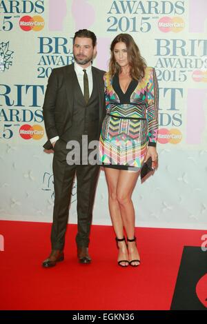 Londres, Royaume-Uni. Feb 25, 2015. Lisa Snowdon et Dave Berry assister au Brit Awards, britanniques, à l'O2 Arena de Londres, Grande-Bretagne, le 25 février 2015. Dpa : Crédit photo alliance/Alamy Live News Banque D'Images