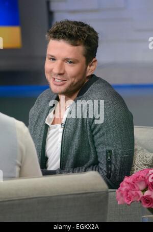 New York, USA. Feb 26, 2015. Ryan Phillippe, ABC Good Morning America (GMA) dehors et environ pour la célébrité Candids - THU, , New York, NY, le 26 février 2015. Credit : Everett Collection Inc/Alamy Live News Banque D'Images