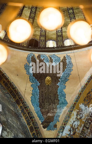 ISTANBUL, Turquie — figure de séraphins (ange) peinte dans la basilique Sainte-Sophie, découverte lors de travaux de restauration en 2009. La figure était restée cachée sous le plâtre pendant des siècles pendant l'utilisation du bâtiment comme mosquée. Ce séraphin représente l'un des nombreux anges qui ornaient autrefois les galeries supérieures de la structure. Banque D'Images