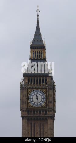 Un zoom avant sur l'Big Ben, Houses of Parliament, City of London Banque D'Images