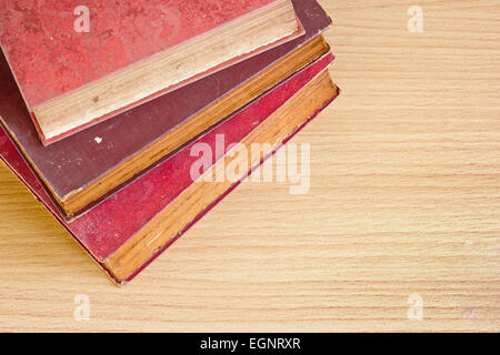 Top Shot pile de vieux livre pages texture avec l'espace. Banque D'Images