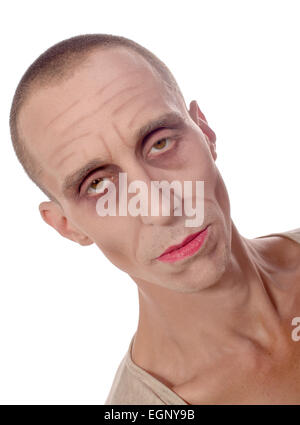 Jeune homme maquillage pour un spectacle sur fond blanc Banque D'Images