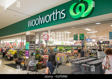 Supermarché woolworths australienne en magasin warringah mall shopping center,Sydney, Australie Banque D'Images