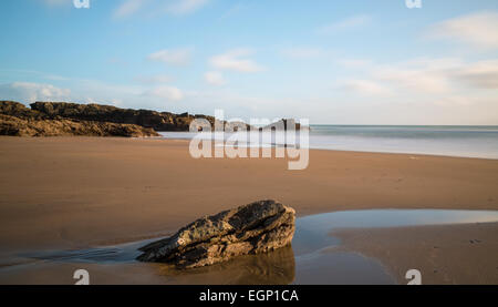 Une longue exposition de la plage de Sharrow Point sur la péninsule de rame Banque D'Images