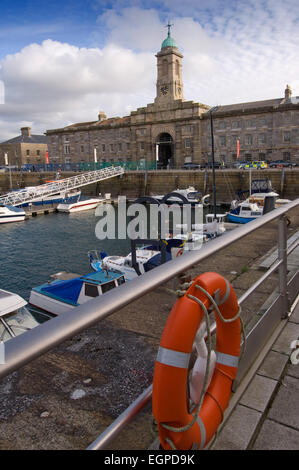 Cour Royal William, Plymouth, le Devonshire,UK, Marine royale officiellement l'avitaillement Dept, maintenant transformé en appartements par Urban Splash. Banque D'Images