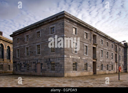 Cour Royal William, Plymouth, le Devonshire,UK, Marine royale officiellement l'avitaillement Dept, maintenant transformé en appartements par Urban Splash. Banque D'Images