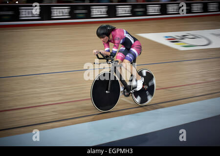 Londres, Royaume-Uni. 28 Février, 2015. 50 Révolution ; UCI ; cyclisme ; Lea Valley velo Parc ; 28 février 2015 ; Londres ; Queen Elizabeth Olympic Park ; Sarah Story World Record de l'heure Crédit : tentative Toby Andrew/Alamy Live News Banque D'Images