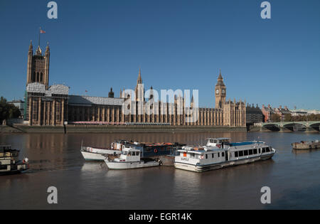 Le Palais de Westminster (Parlement) et Elizabeth Tower ou Big Ben, à Londres en Angleterre. Banque D'Images