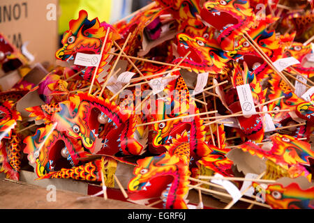 LONDON - 22 février : dragons jouet symbolique au célébrations du nouvel an chinois le 22 février, 2015, à Londres, en Angleterre Banque D'Images