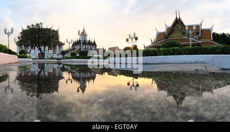 Loha Prasat Metal Palace, Bangkok en Thaïlande. Banque D'Images