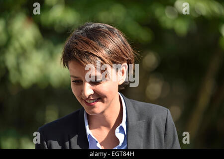 Sedan (nord-est de la France) sur 2014/09/23 : visite de travail de Najat Vallaud-Belkacem, Ministre de l'éducation, l'enseignement supérieur et de la recherche, à la junior high school collège 'Le lac', appartenant au réseau d'éducation prioritaire Banque D'Images