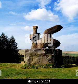 Henry Moore sculpture 'Figure' inclinables en deux pièces à Glenkiln, Dumfries et Galloway, Écosse Banque D'Images