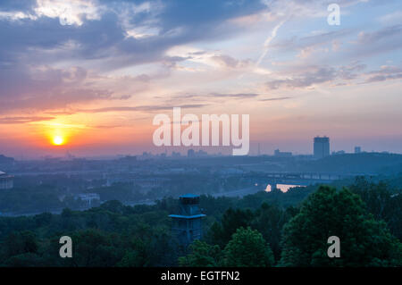 La Russie, Moscou, Loujniki, été, coucher de soleil, vue aérienne Banque D'Images