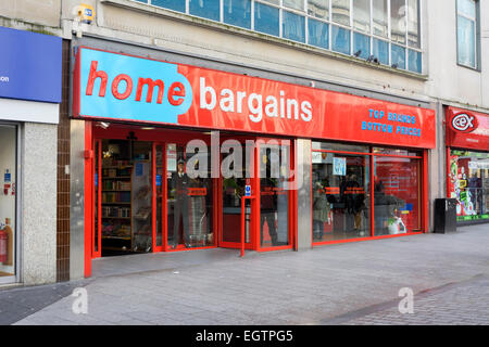 Accueil Bonnes affaires store à Liverpool. Banque D'Images