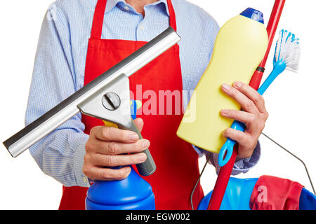 Nettoyant pour vitres avec différents produits de nettoyage dans ses mains Banque D'Images