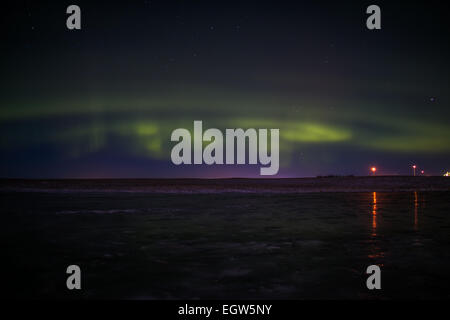 Calgary, Alberta, Canada. 1er mars 2015. Aurora Borealis produit habituellement près du pôle nord, mais peut parfois être vu vers le sud jusqu'à Calgary. Credit : NisargMedia.com/Alamy Live News Banque D'Images