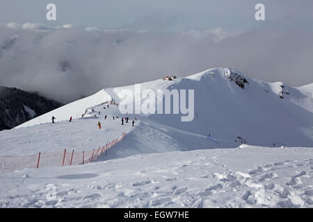 Troisième pic Aigbi dans les montagnes du Caucase. Banque D'Images