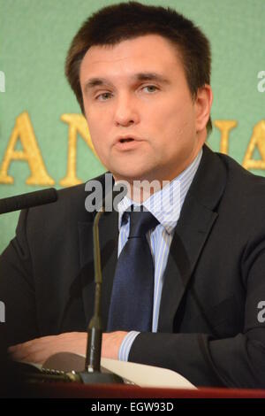 Tokyo, Japon. 3e Mar, 2015. Le ministre des Affaires étrangères ukrainien Pavlo Klimkin prend la parole lors d'une conférence de presse au National Press Club à Tokyo le mardi 3 mars 2015. Kloimkin était en ville pour une visite de trois jours, au cours de laquelle il a rencontré le Premier ministre japonais Shinzo Abe, cherchant le soutien du Japon à l'Ukraine. © Kaku Kurita/AFLO/Alamy Live News Banque D'Images