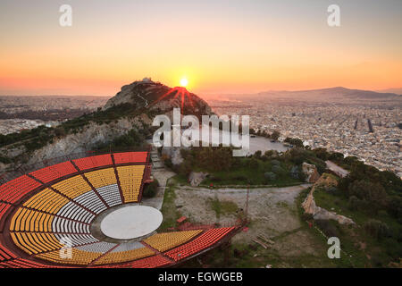 Théâtre en plein air sur la colline Lycabettus à Athènes, Grèce. Banque D'Images