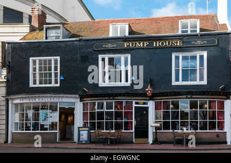 La station de pompage public house à Brighton. Banque D'Images