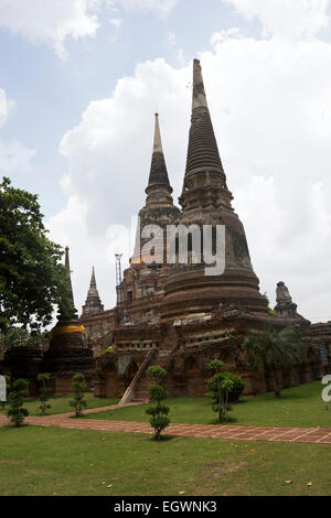 Wat Yai Chai Mongkol temple bouddhiste à Ayutthaya en Thaïlande Banque D'Images