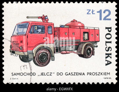 Pologne - circa 1985 : timbres en Pologne montre Samochod. 1930, un camion de pompiers, vers 1985 Banque D'Images