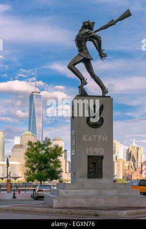 Massacre de Katyn monument mémorial à Jersey City à l'Hudson River Banque D'Images