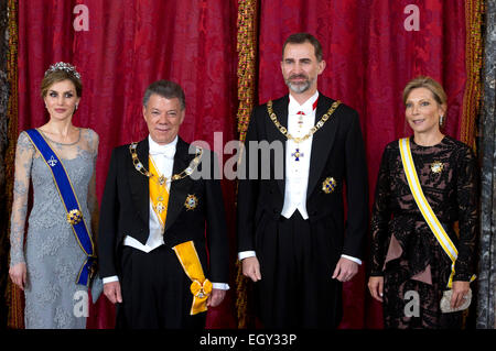 Juan Manuel Santos, Königin Letizia von Spanien, Felipe König von Spanien und Clemencia Rodriguez de Santos beim Accueil zum Gala Dinner zu Ehren des kolumbianischen Président Santos senneur und Frau im Palacio Real. Madrid, 02.03.2015/photo alliance Banque D'Images