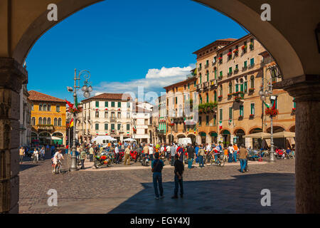 Bassano del Grappa , Libertà Square Banque D'Images