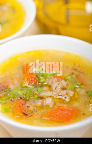 L'orge syrien traditionnel soupe bouillon style appelé Alep ou tirbiyali talbina nourriture typique après le Ramadan Banque D'Images