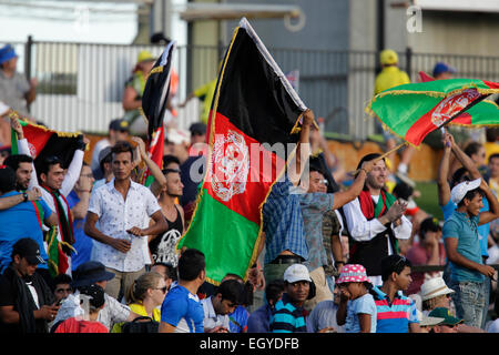 Perth, Australie. 08Th Mar, 2015. ICC Cricket World Cup. L'Australie contre l'Afghanistan. Afghanistan Les partisans enthousiastes à un guichet. Credit : Action Plus Sport/Alamy Live News Banque D'Images