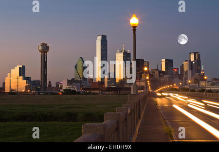 2009 CENTRE-VILLE HISTORIQUE CORINTHE STREET VIADUC DALLAS TEXAS USA Banque D'Images