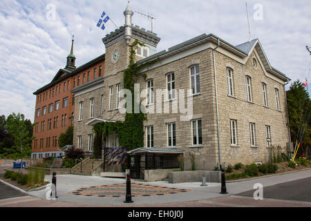 Les bâtiments municipaux/régionaux, Baie-Saint-Paul, région de Charlevoix, Québec. Banque D'Images