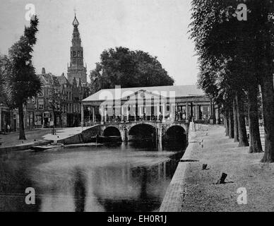 Au début de l'Autotype dans Koornbrugsteeg, Leiden ou Leyde, Hollande méridionale, Pays-Bas, photo historique, 1884 Banque D'Images