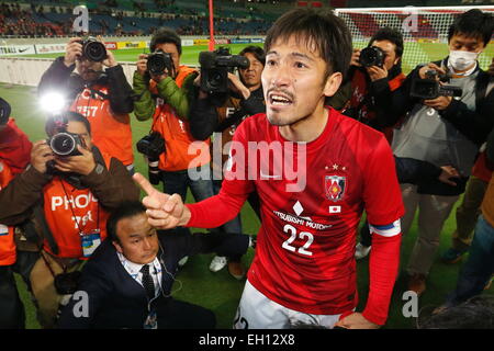 Saitama, Japon. 4e Mar, 2015. Yuki Abe (rouges) Football/soccer : Ligue des Champions de l'AFC 2015 match du groupe G entre Urawa Reds 0-1 Brisbane Roar FC à Saitama Stadium 2002 à Saitama, Japon . © Sho Tamura/AFLO SPORT/Alamy Live News Banque D'Images