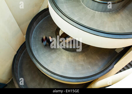 Rampe en spirale au Musée du Vatican. Cité du Vatican, État de la Cité du Vatican. Banque D'Images