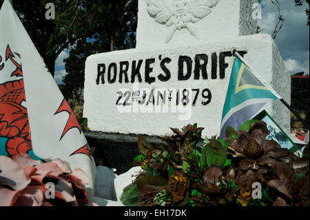 L'Rorke Drift, Kwazulu-Natal, Afrique du Sud, des mots sur des soldats, mémorial de 2e 24e tué à la guerre, guerre AngloZulu, champ de bataille, les gens Banque D'Images