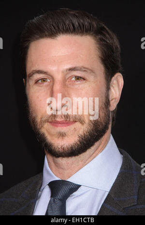 New York, USA. 4e Mar, 2015. Acteur PABLO SCHREIBER assiste à la première de New York 'Chappie' qui s'est tenue à l'AMC Loews Lincoln Square. Credit : Nancy Kaszerman ZUMAPRESS.com/Alamy/Live News Banque D'Images