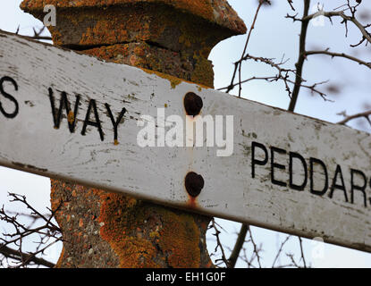 Panneau indiquant l'Peddar's Way à pied près de Fring à Norfolk. Banque D'Images