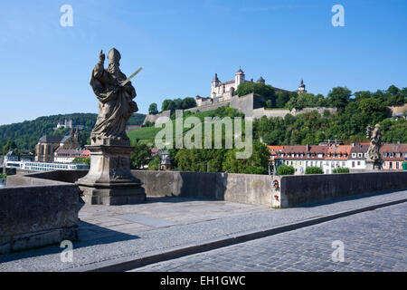 Voir jusqu'à château de Marienberg, wuerzburg city, Bavaria, Germany, Europe Banque D'Images