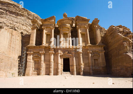 Le monastère Deir Ad à Petra en Jordanie Banque D'Images