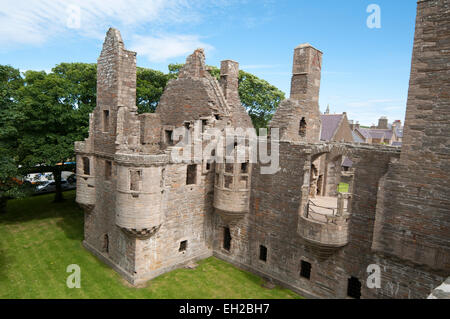 1607 Earl Patrick Stewart a forcé la construction de l'Earl's Palace sur Orkney Islands. C'était en ruines au xviiie siècle. Banque D'Images