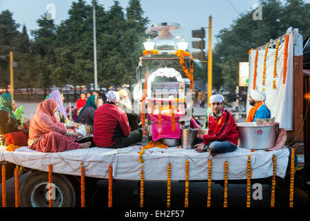 Défilé religieux à Chandigarh, Inde Banque D'Images