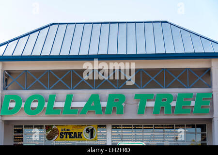 Dollar Tree Store Se connecter Banque D'Images