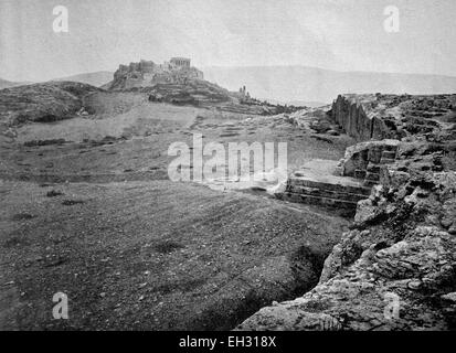 Une des premières photographies d'Autotype Le Pnyx et La Tribune de Démosthène, Athènes, Grèce Banque D'Images