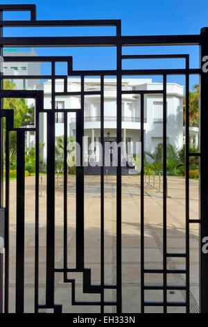 Maroc, Casablanca, Villa des Arts en style Art Déco construit en 1934 sur le boulevard Brahim Roudani, la porte d'entrée Banque D'Images