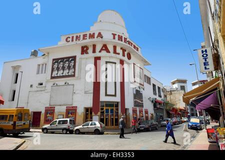 Maroc, Casablanca, le cinéma Rialto de rue Mohamed-El-Qorri construit en 1929 par l'architecte Pierre Jabin Banque D'Images