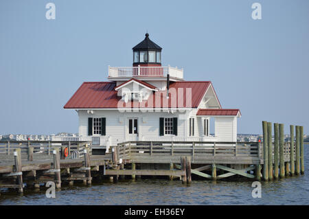 Le phare de Roanoke Marshes situé à Manteo, Caroline du Nord. Banque D'Images